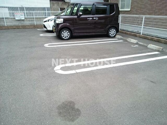 ＡＤ　Ｌｅａｄ　粉浜Ⅰの駐車場