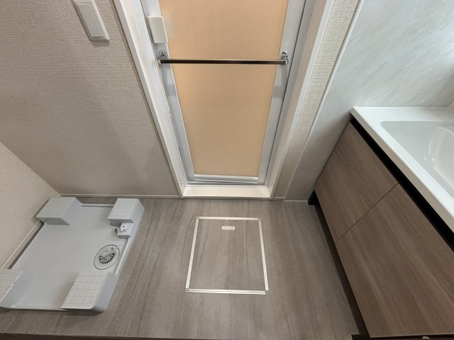 リッシュセゾン　Eの洗面所