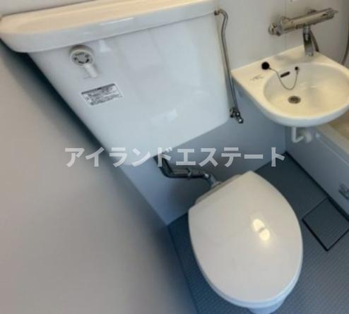 吉野ハイツ　リフォーム　角部屋　陽当たり良好のトイレ