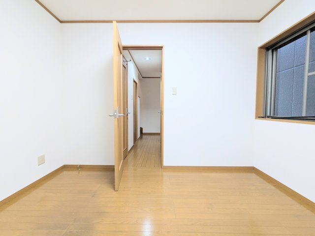 台東区竜泉３丁目の戸建の洋室|～居室写真～