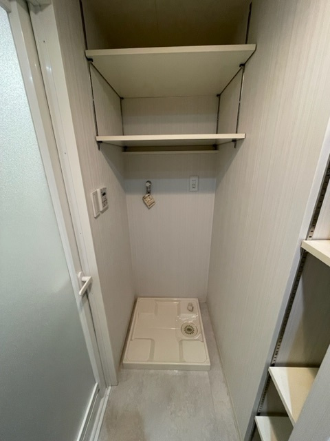 日神パレステージ小山ウインフォートの設備|洗濯機置き場