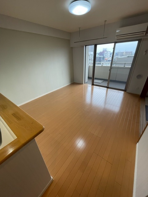 日神パレステージ小山ウインフォートの居間・リビング