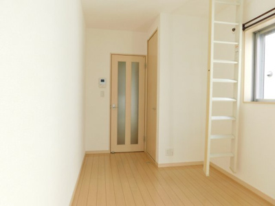 【洋室】 | イースタンパレス横須賀中央