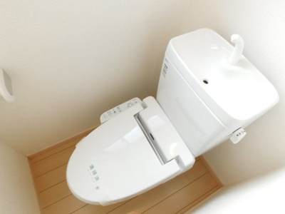【トイレ】 | イースタンパレス横須賀中央 | 温水洗浄便座
