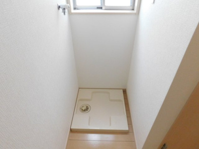 【設備】 | イースタンパレス横須賀中央 | 室内洗濯機置場