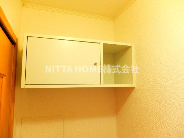 ベェル　ヴェルのトイレ|トイレットペーパーなども保管できます◎