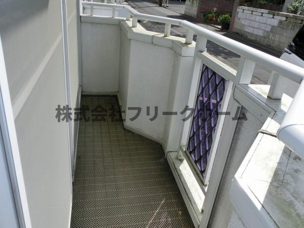 エランドール Ｂ棟のバルコニー