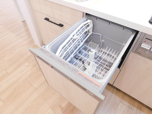 名古屋市瑞穂区瑞穂通５丁目の中古マンションのキッチン|◇食洗機◇　　家事の負担を軽減する便利な食洗機付き！