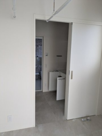 中古戸建　箕郷町生原のランドリースペース|部屋干し派も外干し派も嬉しいランドリールーム。