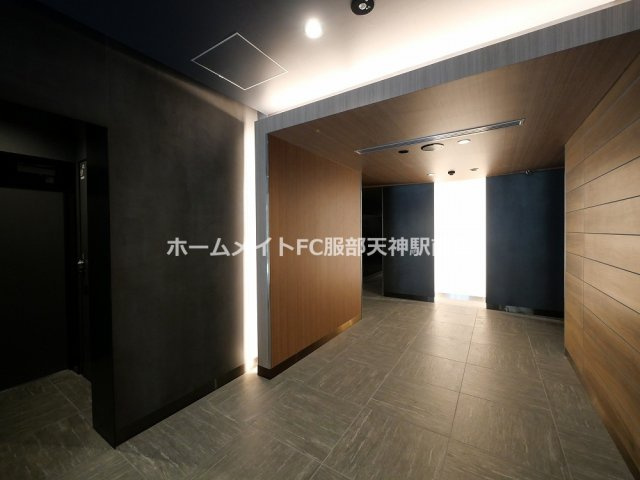 ザ・パークハビオ塚本 のロビー