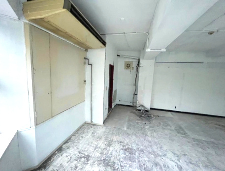 上本町ブルースタービルの内装