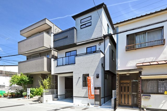 ブルーミングガーデン東鳴尾町2丁目新築一戸建て│4LDK+駐車1台可
