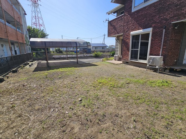 筑西市乙中古戸建の庭|お庭で自由な時間を過ごせます