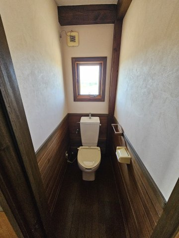 筑西市乙中古戸建のトイレ|コンパクトで使いやすいトイレです