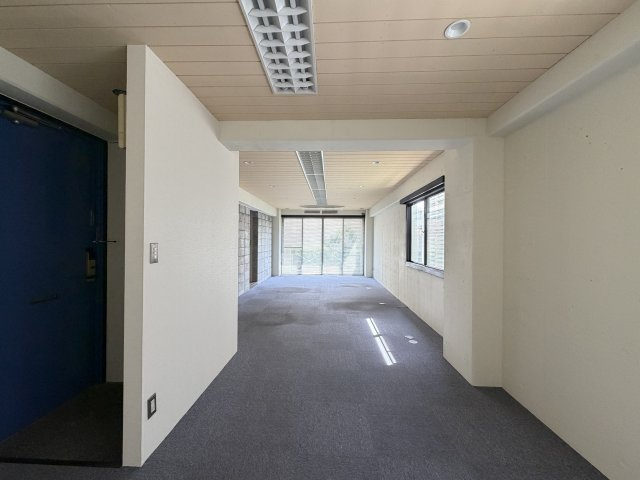 SAKAEMACHI　CUBUの内装