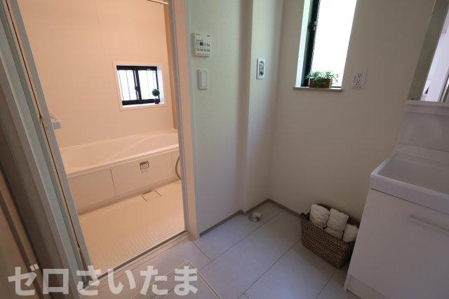 《仲介手数料無料》緑区大字三室89-18新築一戸建てハートフルタウンのランドリースペース
