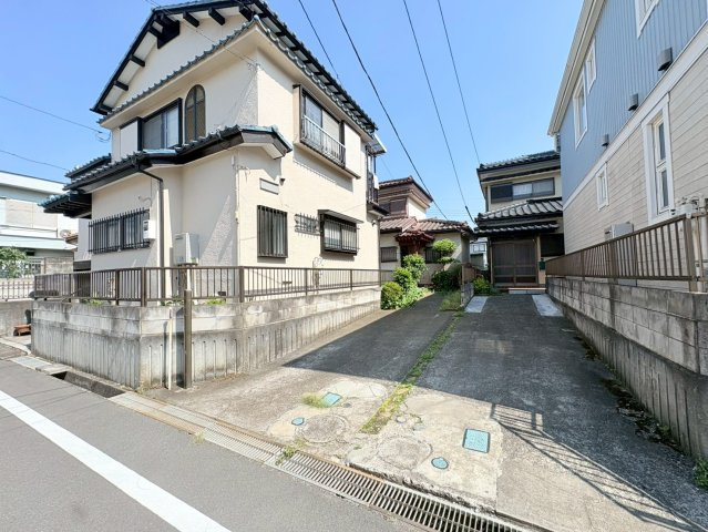 狭山市狭山台4丁目　建築条件なし売地　西武新宿線『狭山市駅』バス14分　【狭山台小学区】の前面道路含む現地写真
