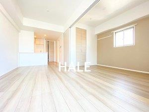 【居間・リビング】 | エンクレスト天神TERRACE | 別号室類似