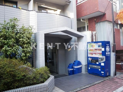 【エントランス】 | アイディ平和島 | ゆとりのあるエントランスです