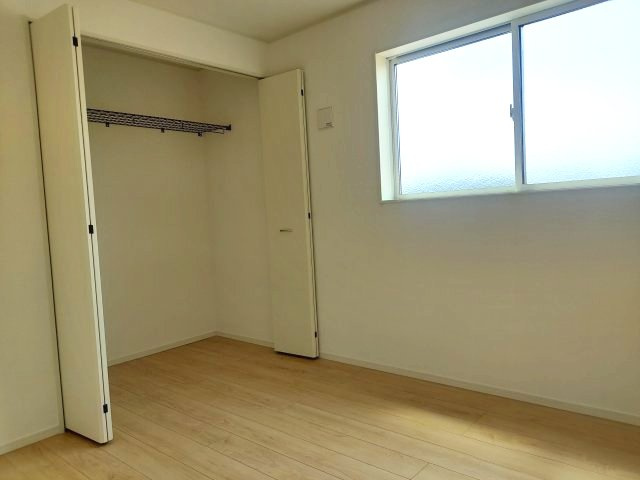 伊丹市荻野西1丁目新築一戸建の洋室|2階洋室約5.2帖