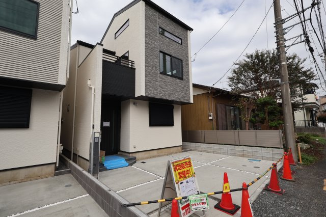 《仲介手数料無料》見沼区堀崎町692-6新築一戸建ての外観|撮影日 2026年10月2日 12:00 曇り