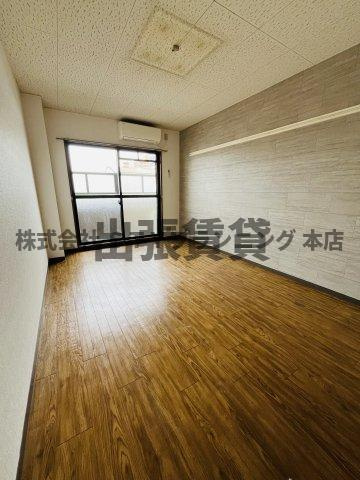 仲介手数料0円！エクセレント栄光の居間・リビング