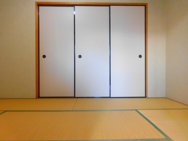 ハイツ高丸の寝室