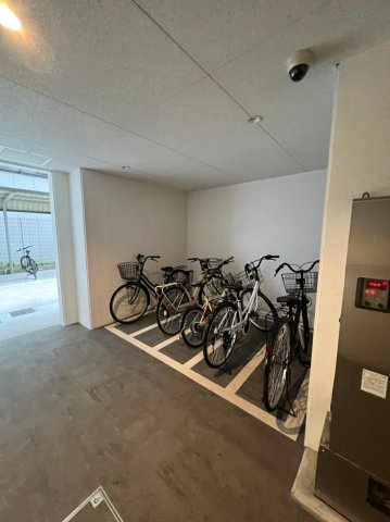 エステムプラザ名古屋丸の内　名古屋市賃貸　仲介手数料無料の駐車場