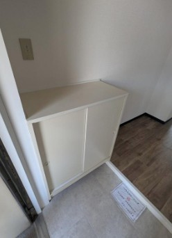 【玄関】 | セクションII | 参考写真です。