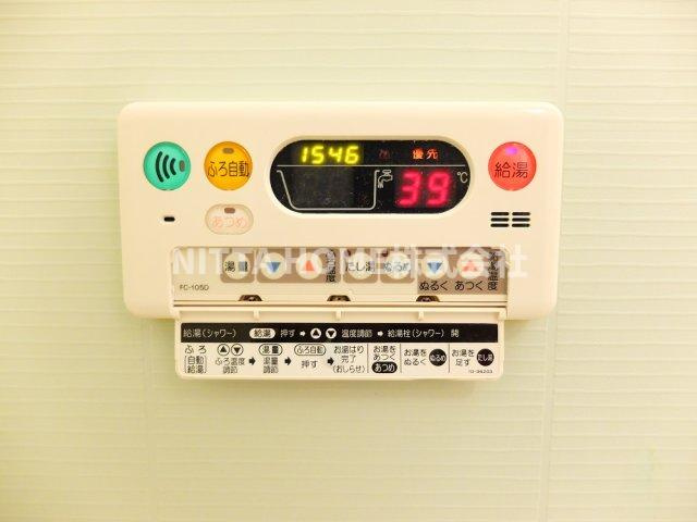 ポライトリー　ガーデンＣ棟の浴室|追炊き機能の設備になります＊