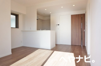 【居間・リビング】 | ロータス本陣通 | ※別階層写真です。