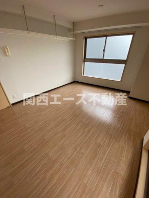 【居間・リビング】 | M‘プラザ布施弐番館