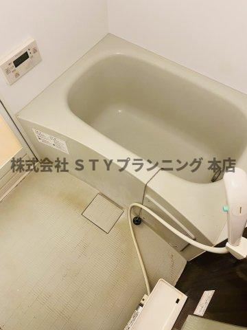 仲介手数料0円！パルティール上前津の浴室