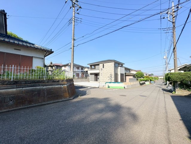 狭山市柏原　建築条件なし売地　西武新宿線『狭山市駅』バス15分　【柏原小学区】の前面道路含む現地写真