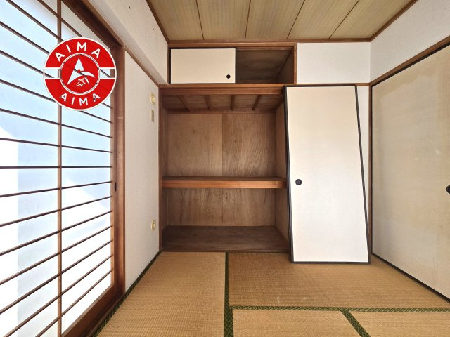 オリエントハイツ小戸の収納|十分な収納スペースがあります。