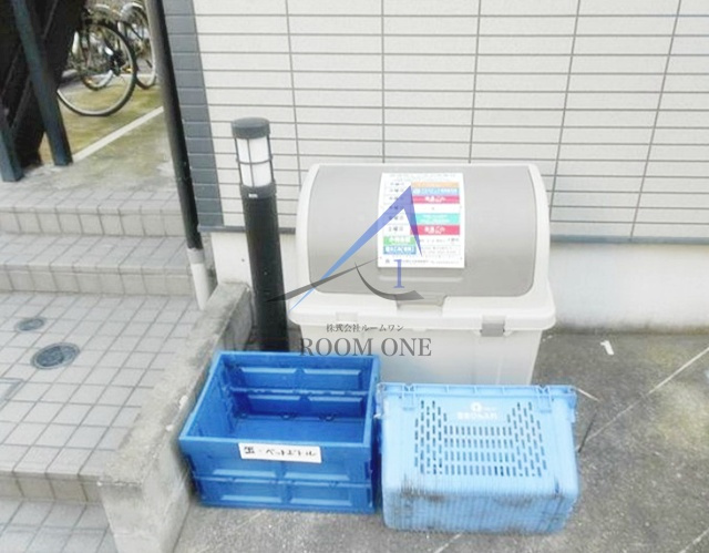 ライズのその他共用部分|敷地内ごみ置き場です。