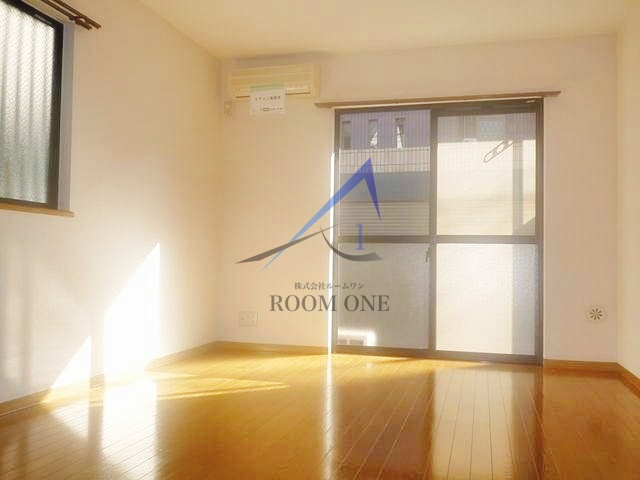 ライズの居間・リビング|洋室のお部屋です。