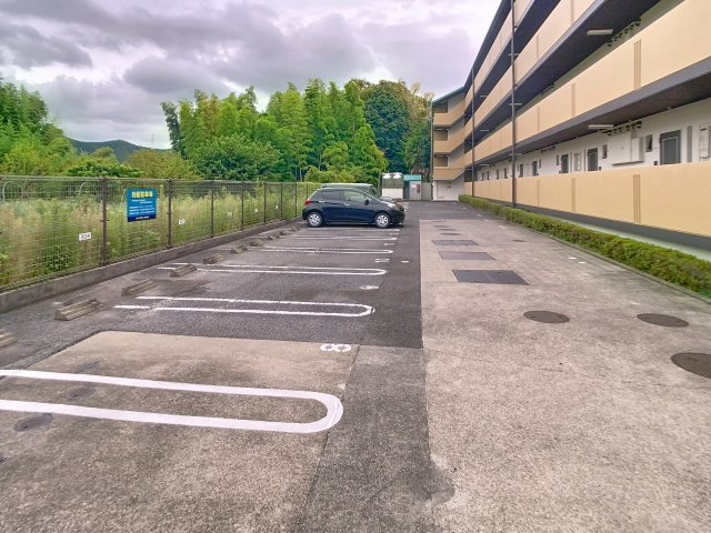 U・TOPIA44の駐車場