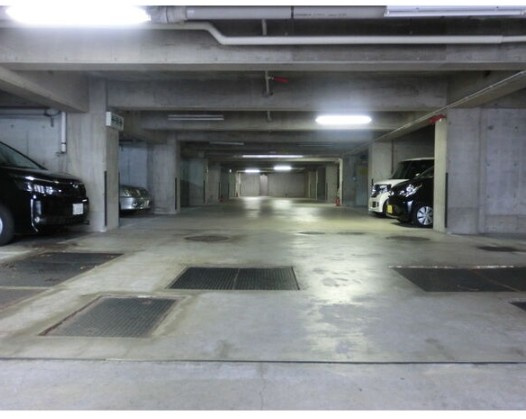 堺市中区深阪　貸店舗 [物件番号：1004746] の駐車場