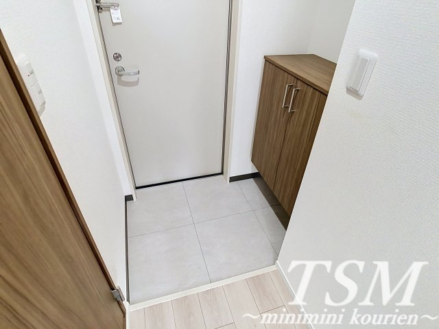 リテラス光善寺の玄関