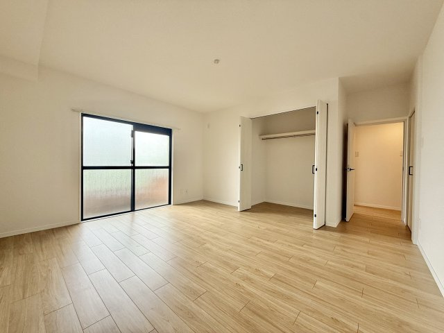 三旺マンション城山の寝室