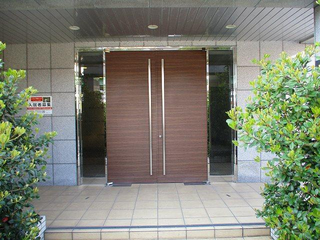 セントラルハイツ明野のエントランス