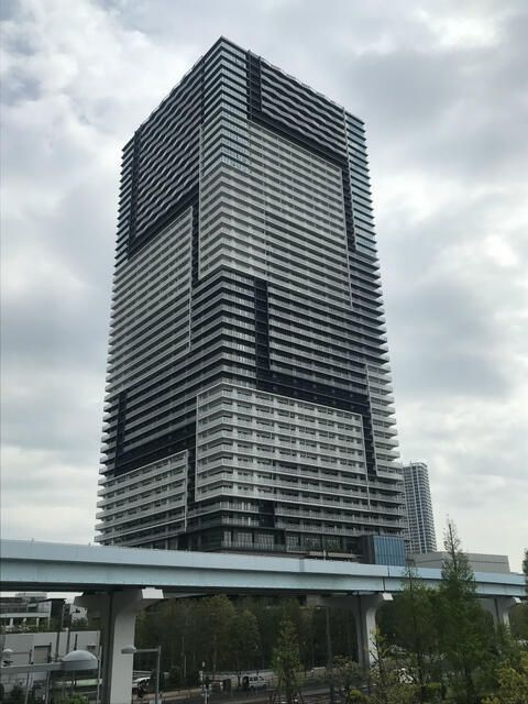 ブランズタワー豊洲の外観