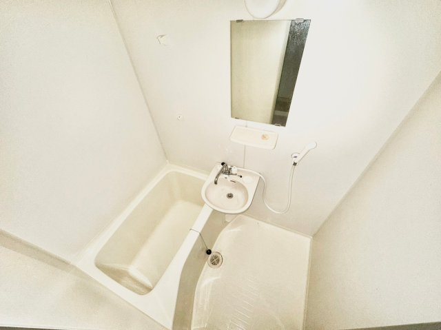 【浴室】 | ヴィラ・フローレンス
