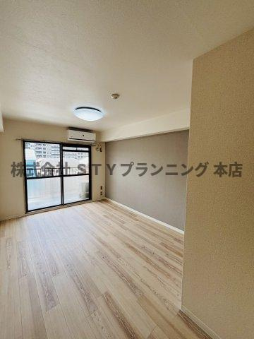仲介手数料0円！ハイツかなれの洋室