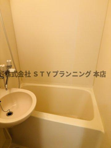 仲介手数料0円！ハイツかなれの浴室