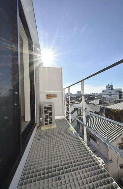 ウィロー板橋本町のバルコニー