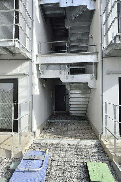 ウィロー板橋本町のエントランス