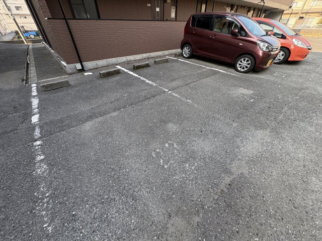 ヴィ　フォレストⅠの駐車場