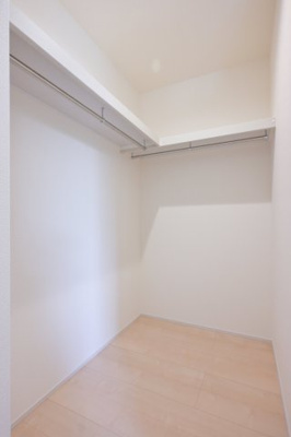 【収納】 | 大泉第14寄木戸　一建設 | 寝室にはウォークインクローゼットがついておりおしゃれなご家族もうれしい空間です♪